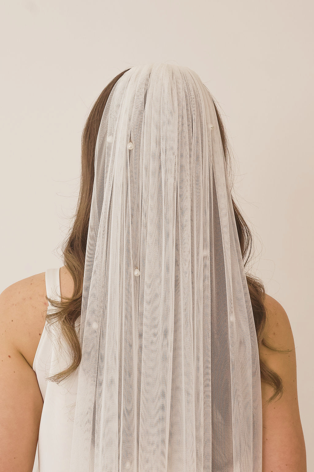 Aphrodite loves Ares Veil