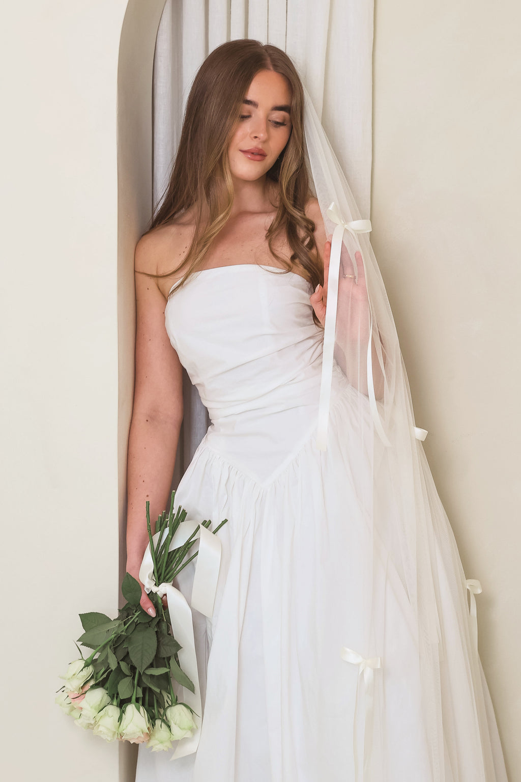 The cascading Ivory Ribbon Veil