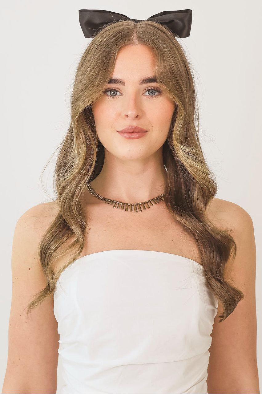 The detachable ribbon bow veil